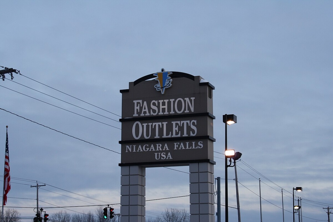 fashion outlets of niagara falls usa Niche Utama Home Fashion Outlets of Niagara Falls - Wikipedia